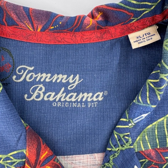 Tommy Bahama Silk Shirt Men XL Blue Christmas Reindeer Tropical Floral Camp 8298 - Picture 4 of 7